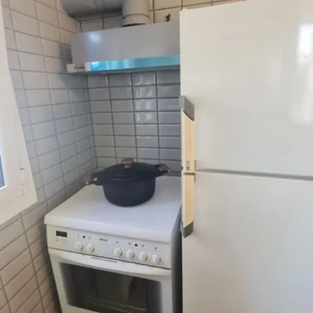 Blue And White Semesterbostad Kremastí