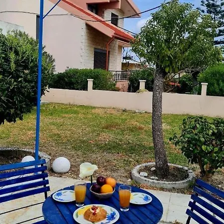 Holiday home Blue And White